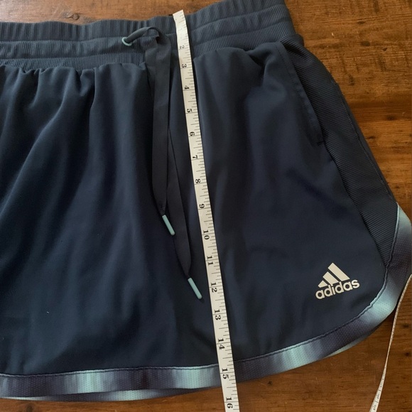Adidas Navy Athletic Skirt Skort Graphic Trim Round Hem Zip Pocket Sz M - Picture 6 of 8